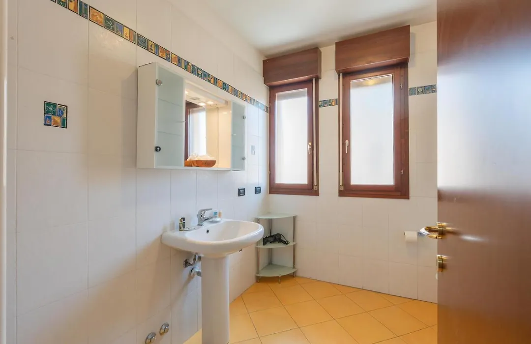 Maranello Suite-1